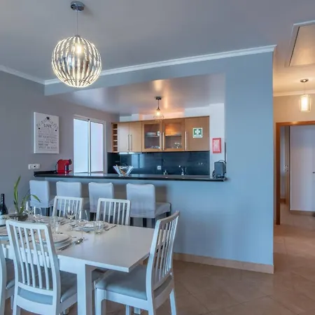 7 On Apartment *